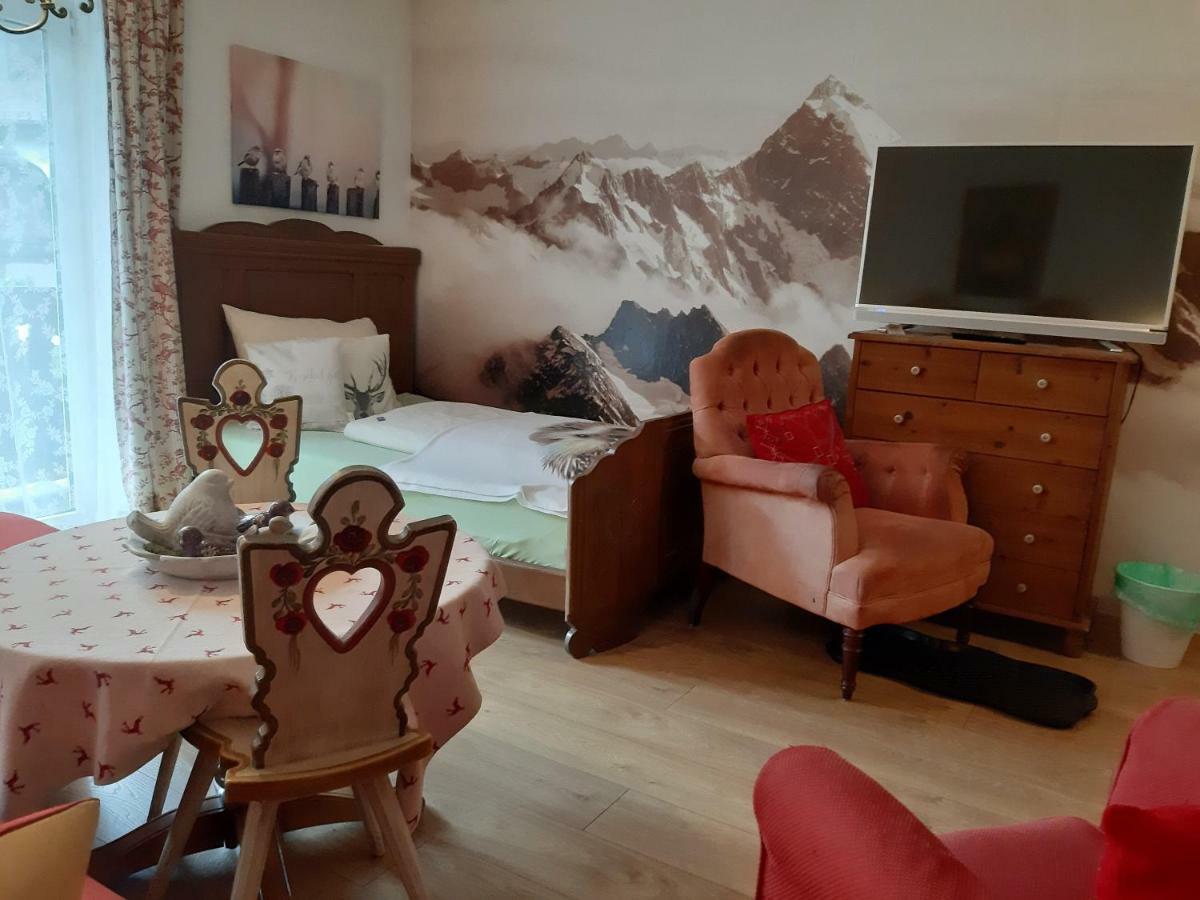 Platzhirsch Zur Alten Wagnerei Gastehaus Bed and Breakfast Saint Wolfgang Eksteriør billede